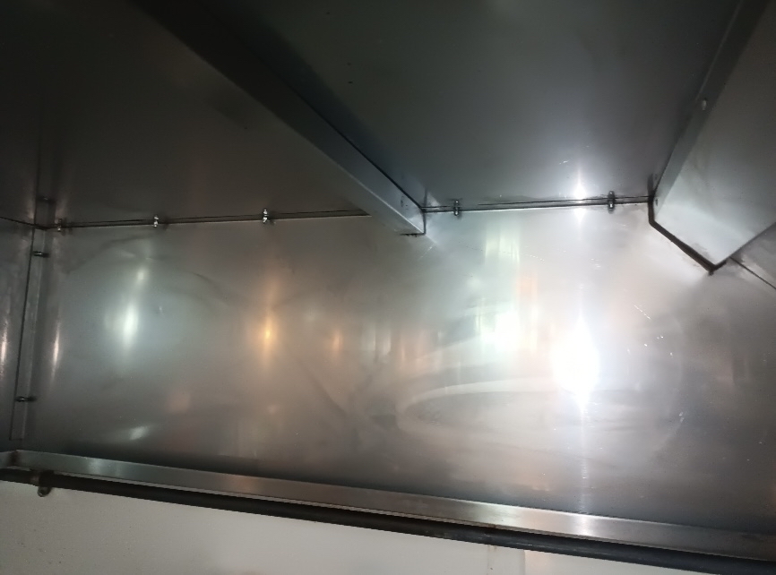 Kitchen before cleaning